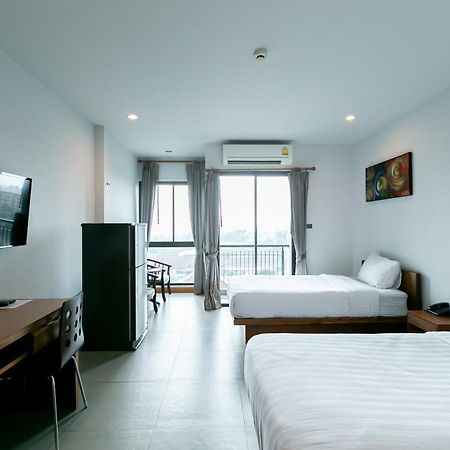 Farthai Residence Phan Thong Екстер'єр фото