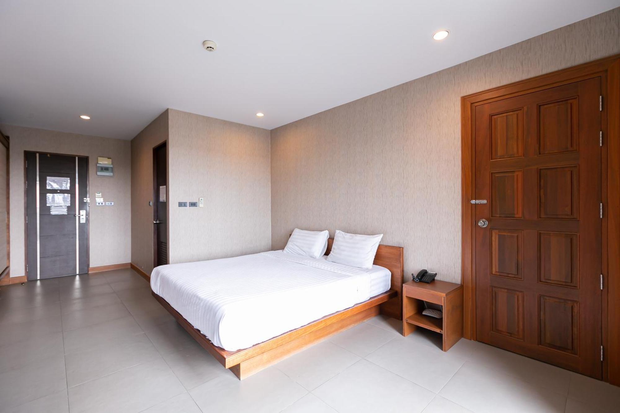 Farthai Residence Phan Thong Екстер'єр фото