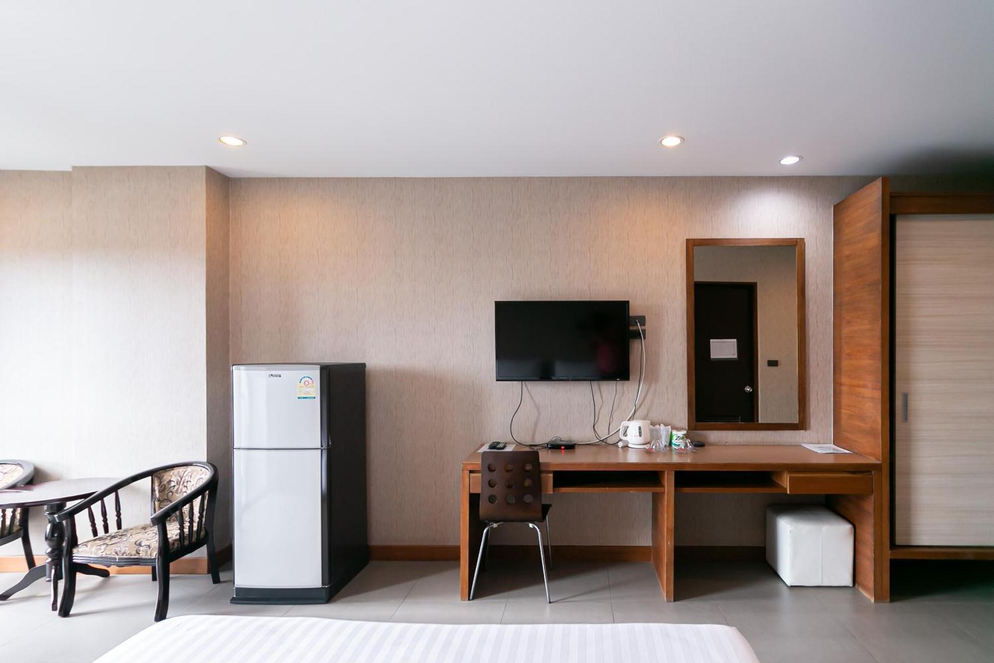 Farthai Residence Phan Thong Екстер'єр фото