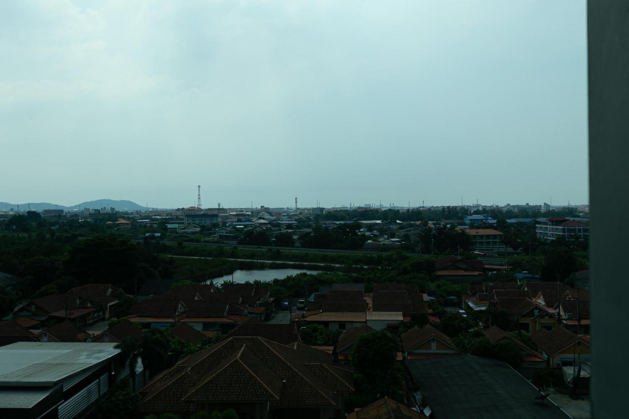 Farthai Residence Phan Thong Екстер'єр фото