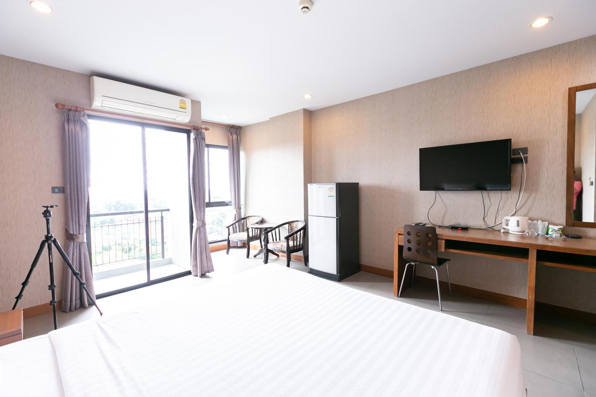 Farthai Residence Phan Thong Екстер'єр фото